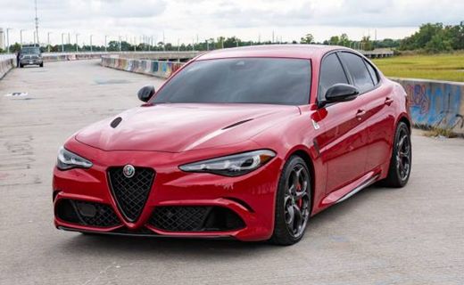 2024 Alfa Romeo Giulia 952 Quadrifoglio