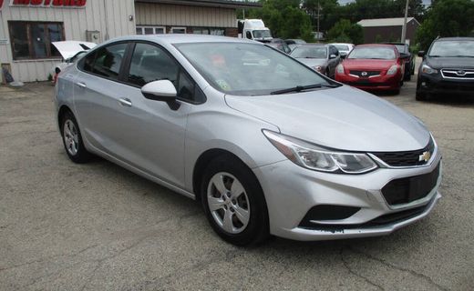 2018 Chevrolet Cruze LS