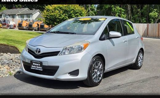2012 Toyota Yaris LE