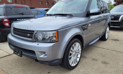 2011 Land Rover Range Sport LUX