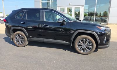 2025 Toyota RAV4 Limited