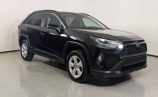 2020 Toyota RAV4 XLE