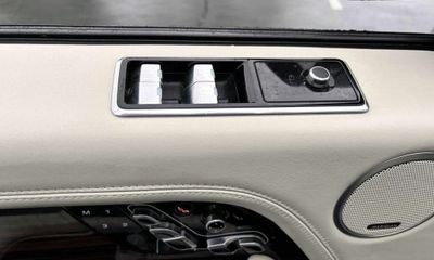 2018 Land Rover Range Autobiography