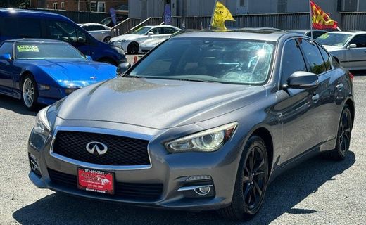 2017 Infiniti Q50 Premium