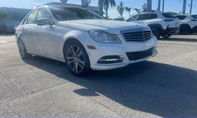 2013 Mercedes-Benz C-Class C250