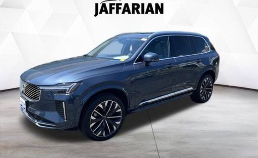 2025 Volvo XC90 Plus