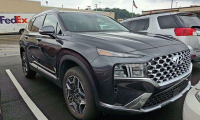 2023 Hyundai Santa FE SEL Premium