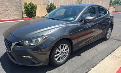 2016 Mazda MAZDA3 I Sport Hatchback