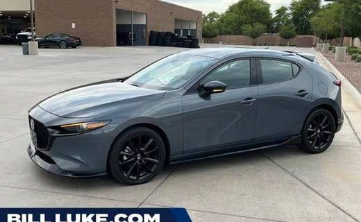 2022 Mazda MAZDA3 Premium Plus Package