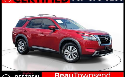 2023 Nissan Pathfinder SL