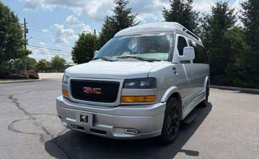 2024 GMC Savana 2500