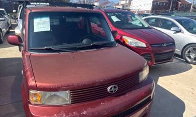 2006 Toyota Scion XB Base