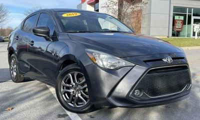 2019 Toyota Yaris L