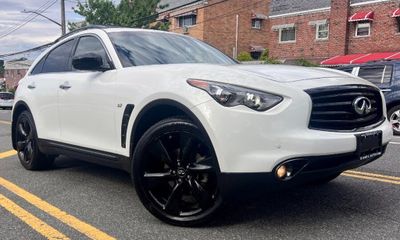 2015 Infiniti QX70 Bronx NY Long