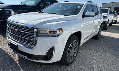 2022 GMC Acadia Denali