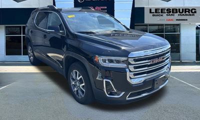 2023 GMC Acadia SLT