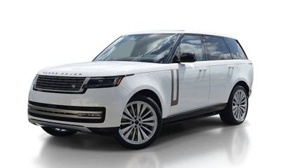 2026 Land Rover Range SE