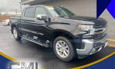 2022 Chevrolet Silverado RST