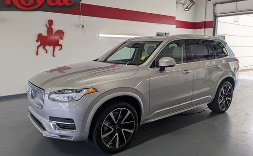 2025 Volvo XC90 Plus Bright