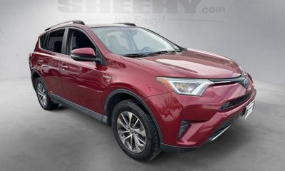 2018 Toyota RAV4 LE Plus XLE