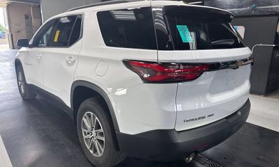 2023 Chevrolet Traverse LT