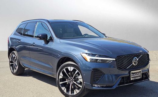 2026 Volvo XC60 Plus Dark