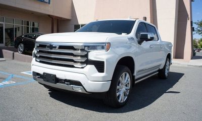 2022 Chevrolet Silverado High Country