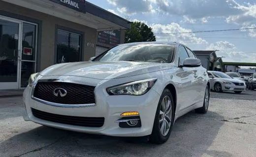 2017 Infiniti Q50 Premium