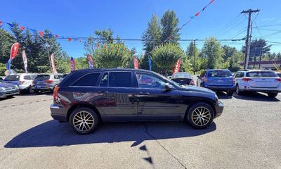2005 Chrysler Pacifica Touring