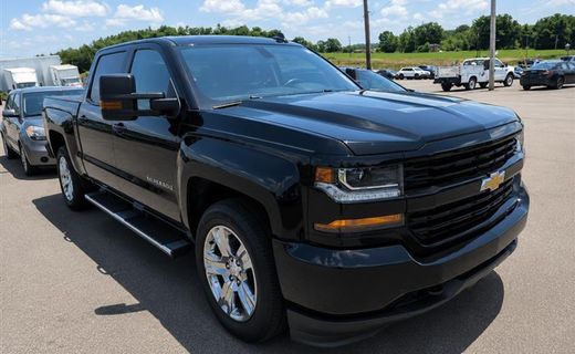 2018 Chevrolet Silverado Custom