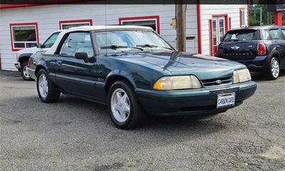 1992 Ford Mustang LX