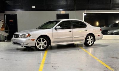 2004 Infiniti I35 Base