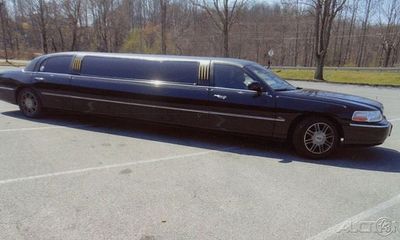 2006 Lincoln Town CAR Executive