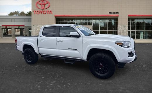 2022 Toyota Tacoma SR5