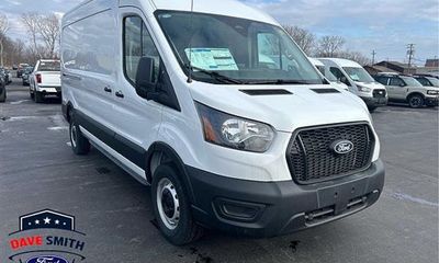2026 Ford Transit Medium Roof