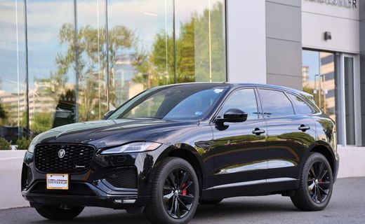 2024 Jaguar F-Pace P400 S