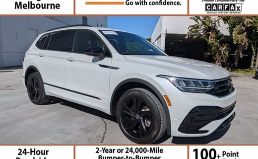 2024 Volkswagen Tiguan 4MOTION SE Black