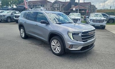 2024 GMC Acadia Uplevel
