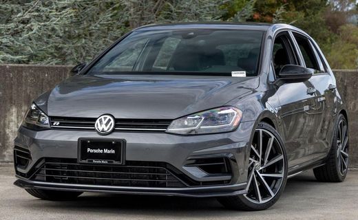 2018 Volkswagen Golf R Base
