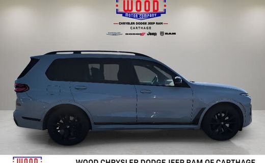 2025 BMW X7 M60i