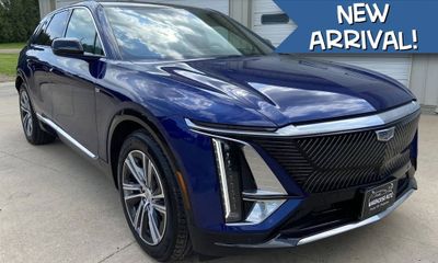 2024 Cadillac Lyriq LUX 1