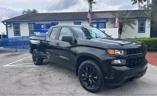 2021 Chevrolet Silverado Custom