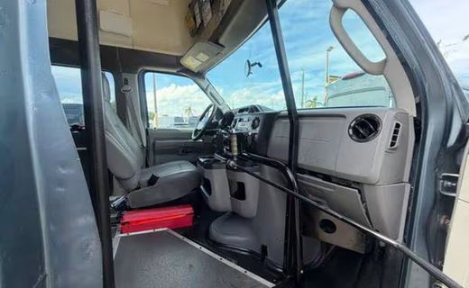 2014 Ford E-350 Super Duty