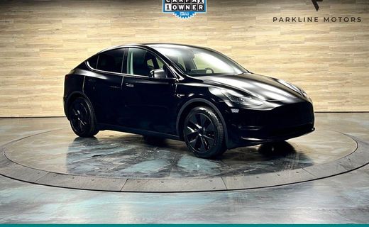 2025 Tesla Model Y Long Range