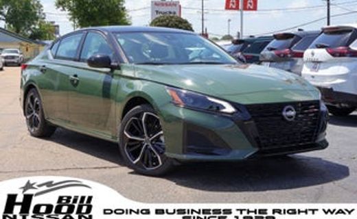 2026 Nissan Altima SR
