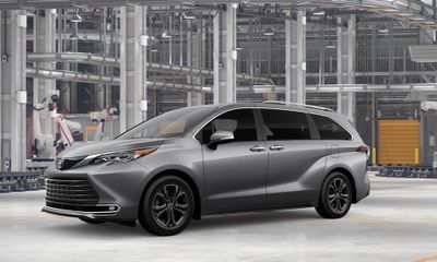 2026 Toyota Sienna Platinum