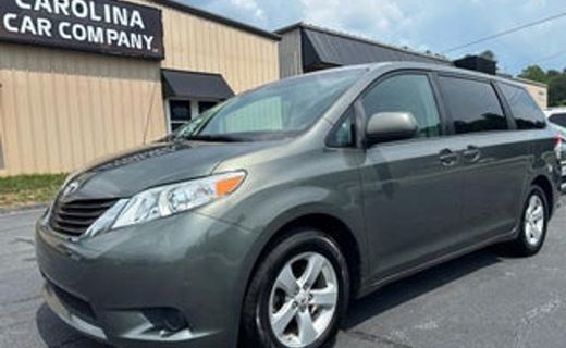 2012 Toyota Sienna