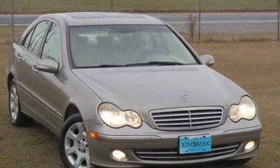 2005 Mercedes-Benz C-Class C240