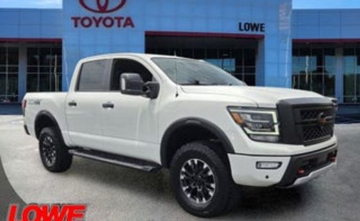 2022 Nissan Titan