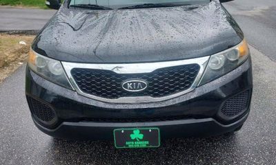 2011 Kia Sorento GL